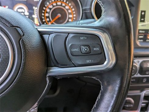 Used 2021 Jeep Gladiator Overland w/ Popular Equipment Package image 24