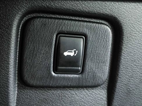 Used 2015 Nissan Murano Platinum w/ Platinum Technology Package AWD/4WD image 32