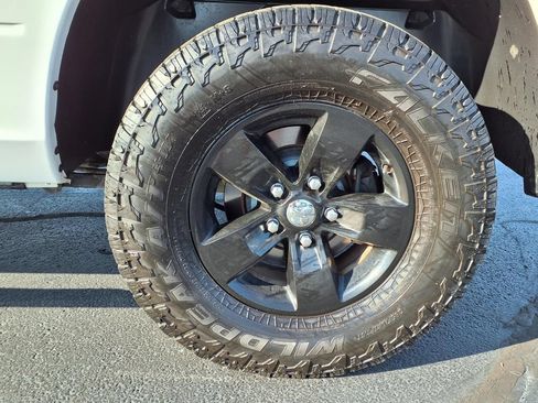 Used 2018 RAM 1500 Tradesman w/ Popular Equipment Group AWD/4WD image 33