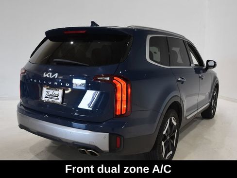 Used 2025 Kia Telluride S FWD image 4