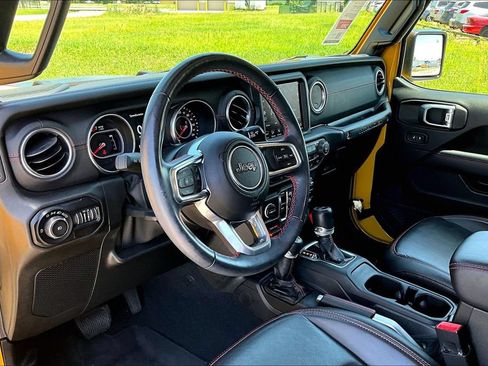 Used 2020 Jeep Wrangler Unlimited Rubicon w/ Quick Order Package 28Y Recon AWD/4WD image 13
