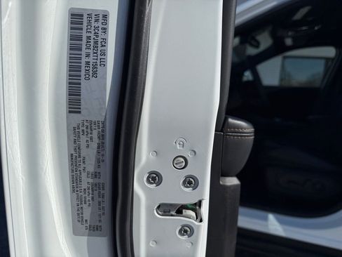 New 2026 Jeep Cherokee Limited image 24