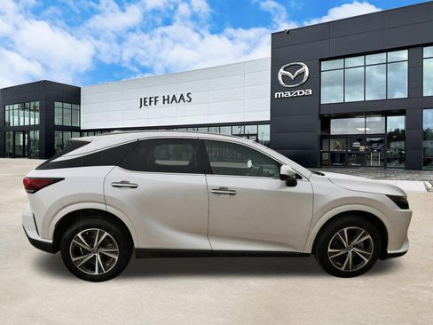 Used 2023 Lexus RX 350 Premium w/ Cold Area Package AWD/4WD image 5