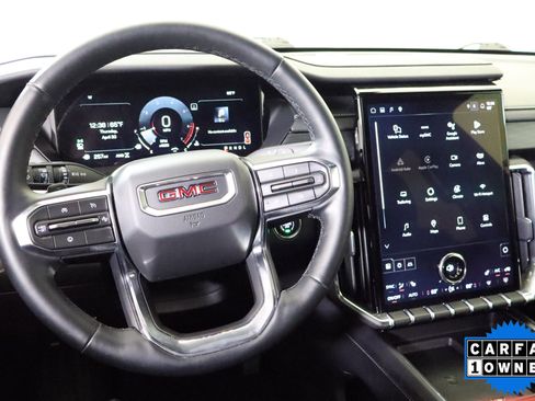 Used 2025 GMC Acadia Elevation AWD/4WD image 24