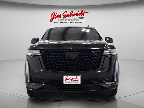 Used 2022 Cadillac Escalade Premium Luxury w/ Touring Package AWD/4WD image 2