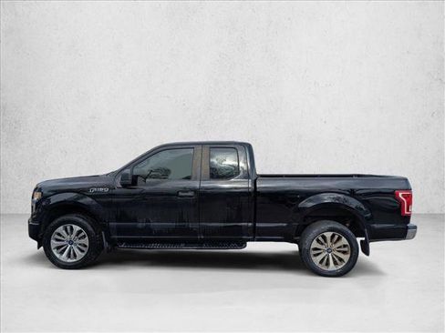 Used 2017 Ford F150 XL w/ Equipment Group 101A Mid AWD/4WD image 8