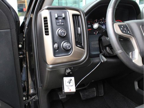Used 2016 GMC Sierra 2500 Denali w/ Snow Plow Prep Package AWD/4WD image 17