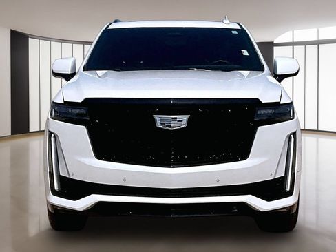 Used 2023 Cadillac Escalade Sport w/ LPO, ONYX Package RWD image 3
