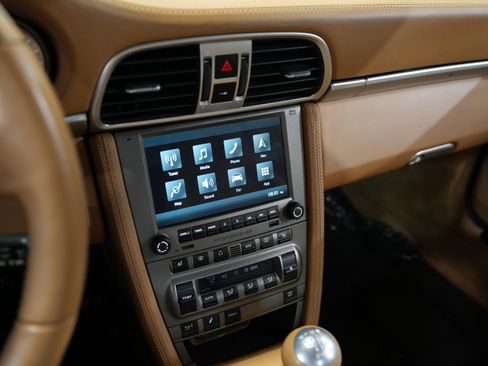 Used 2007 Porsche 911 Carrera 4S image 38