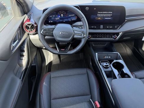 New 2026 Chevrolet Equinox RS FWD image 17