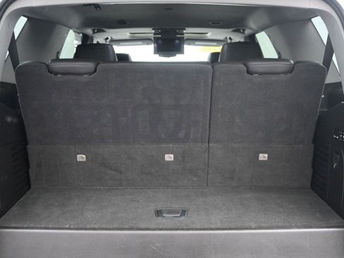 Used 2020 Cadillac Escalade Premium Luxury w/ LPO, Radiant Package image 19