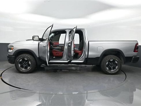 Used 2019 RAM 1500 Rebel image 39