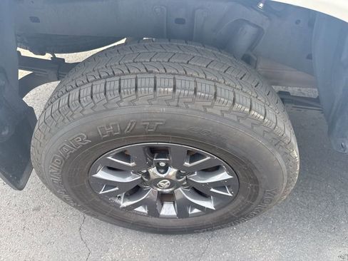 Used 2020 Toyota Tacoma SR5 image 16