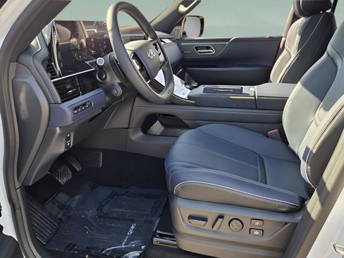 New 2026 INFINITI QX80 4WD w/ Sport Exterior Package image 20