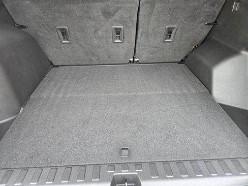 Used 2022 Chevrolet Equinox LT image 21