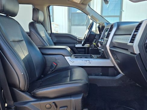Used 2021 Ford F350 Lariat w/ FX4 Off-Road Package image 12