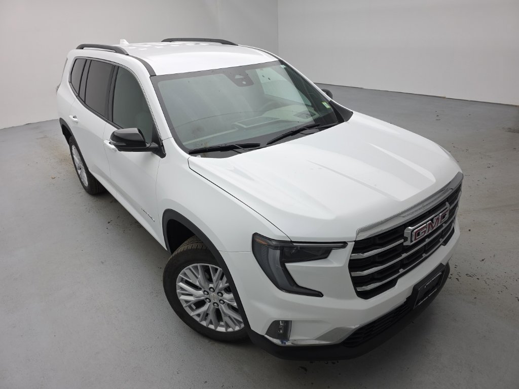 Used 2026 GMC Acadia Elevation w/ Elevation Premium Package AWD/4WD image 2