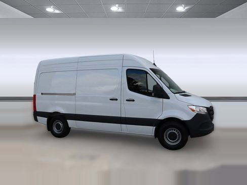 New 2025 Mercedes-Benz Sprinter 2500 image 23