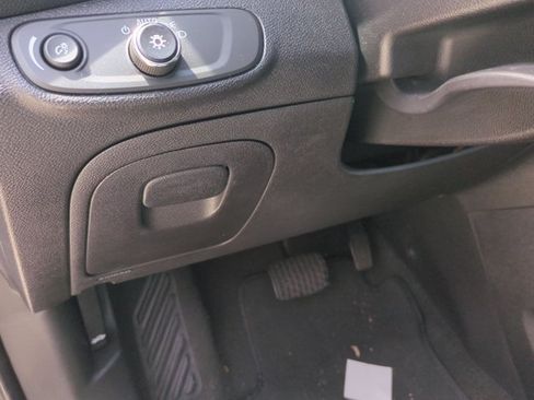 Used 2019 Chevrolet Trax LS FWD image 10