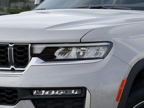New 2026 Jeep Grand Cherokee L Limited AWD/4WD image 36