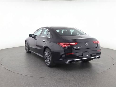 Used 2025 Mercedes-Benz CLA 250 4MATIC image 39