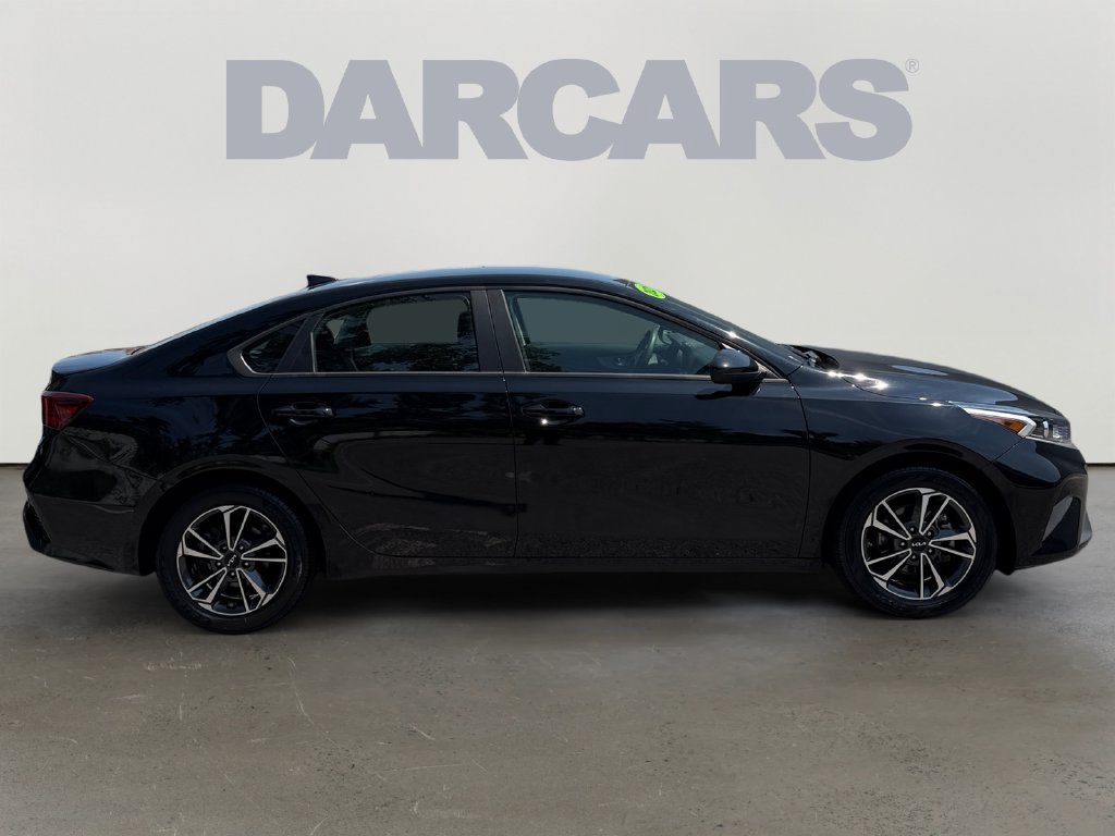 Used 2023 Kia Forte LXS FWD image 8