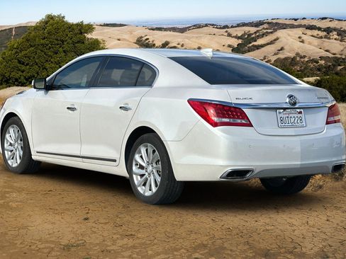 Used 2015 Buick LaCrosse Premium image 6