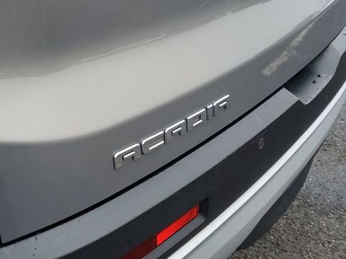 Used 2019 GMC Acadia SLE w/ Driver Alert Package I image 30