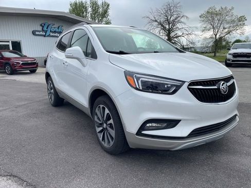 Used 2018 Buick Encore Essence AWD/4WD image 4