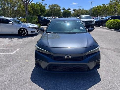 Used 2024 Honda Civic Sport image 2