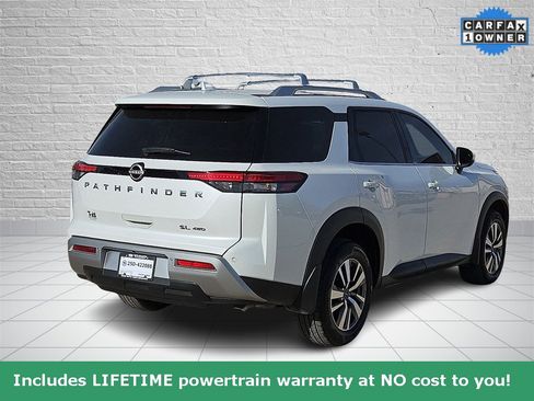 Used 2025 Nissan Pathfinder SL image 4