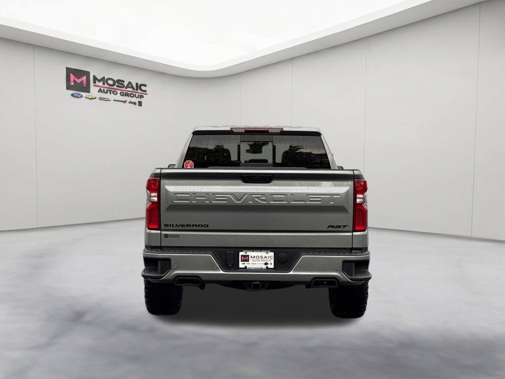 New 2026 Chevrolet Silverado 1500 RST w/ Dark Appearance Package AWD/4WD image 6