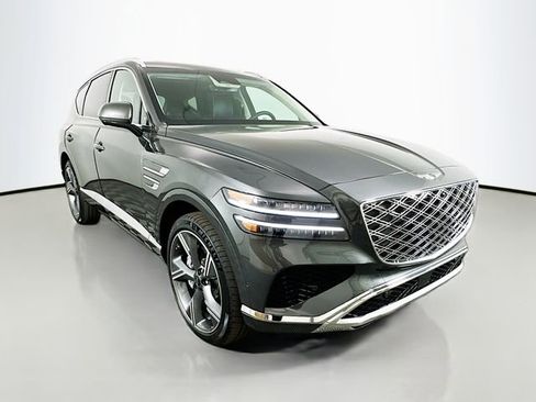 Certified 2025 Genesis GV80 2.5T Prestige image 3