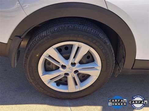 Certified 2025 Nissan Kicks Play S image 6