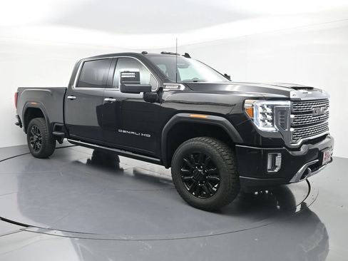 Used 2023 GMC Sierra 3500 Denali w/ Denali Black Diamond Edition AWD/4WD image 7