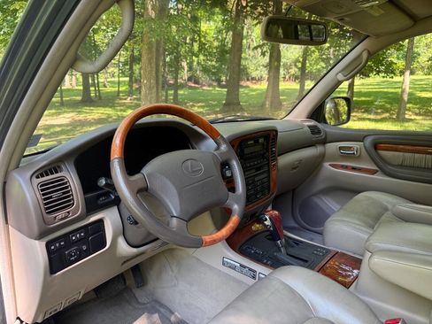Used 2000 Lexus LX 470 4WD image 21