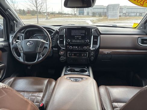Used 2021 Nissan Titan Platinum Reserve w/ Moonroof Package image 11