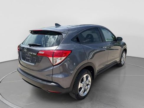Used 2021 Honda HR-V LX image 7