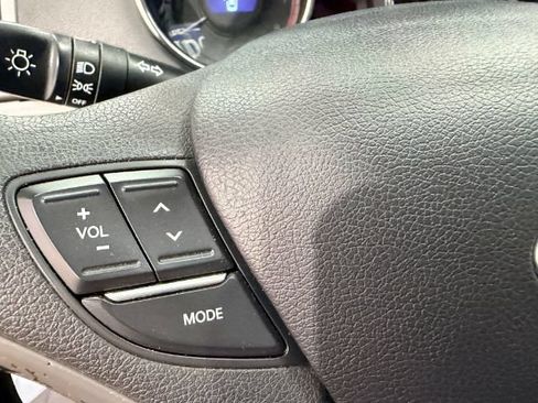Used 2012 Hyundai Sonata GLS FWD image 23