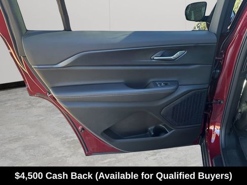 New 2025 Jeep Grand Cherokee L Altitude RWD image 20