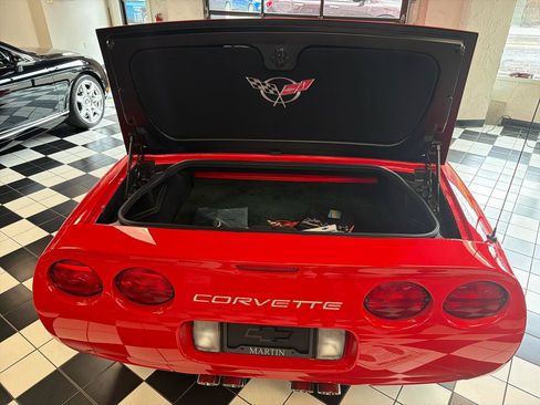 Used 1999 Chevrolet Corvette Coupe RWD image 21