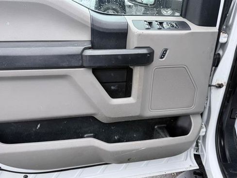 Used 2017 Ford F250 XL w/ Power Equipment Group RWD image 27