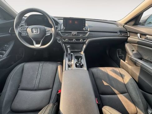 Used 2020 Honda Accord EX image 10