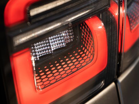 Used 2021 Land Rover Discovery Sport SE image 14