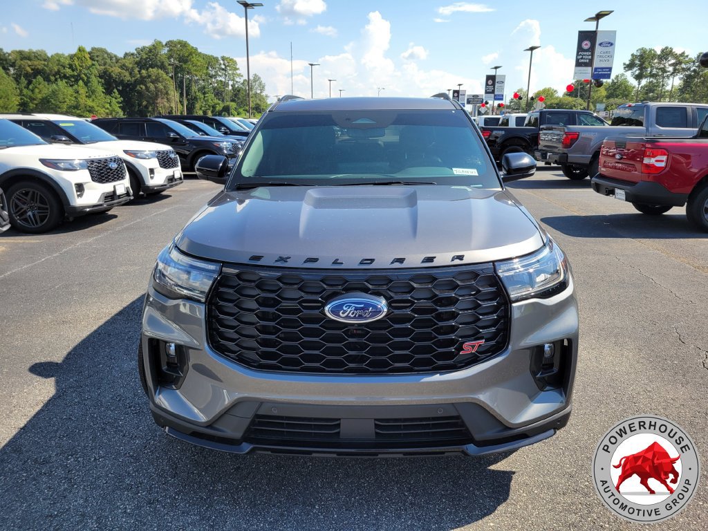 New 2026 Ford Explorer ST w/ Sun And Sound Package AWD/4WD image 10