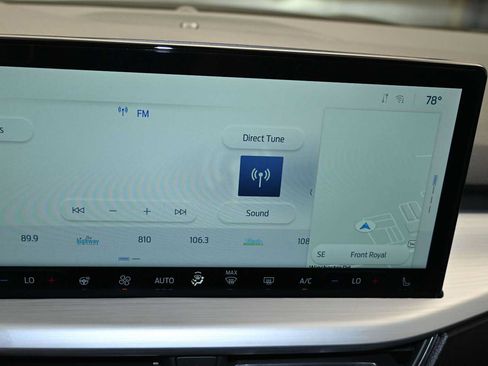 Certified 2026 Ford Escape SE w/ PHEV Premium Package FWD image 22