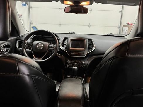 Used 2020 Jeep Cherokee Latitude Plus w/ Cold Weather Group image 62