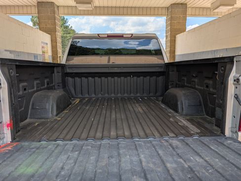 Used 2020 Chevrolet Silverado 1500 LT w/ All-Star Edition RWD image 18