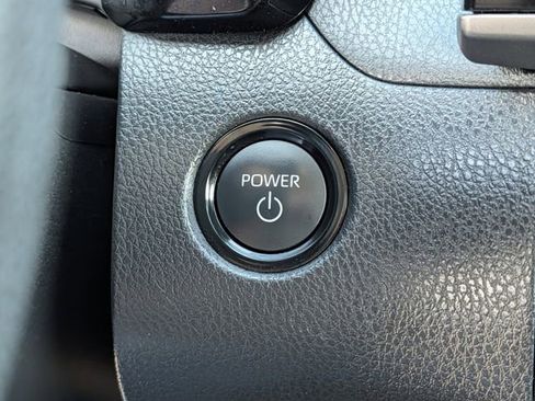 Used 2025 Toyota Camry LE image 19