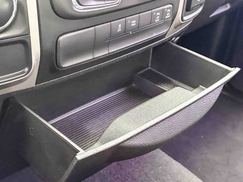 Used 2017 RAM 1500 Big Horn image 34